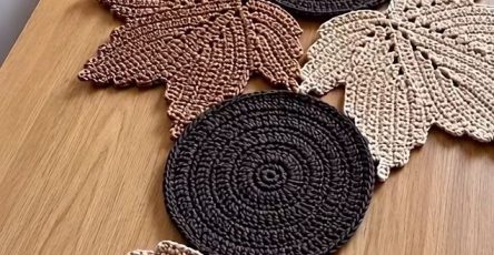 Crochet maple leaf placemats and round coasters